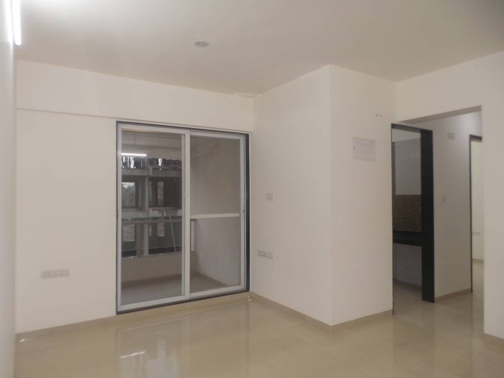  trinity towers Living Area