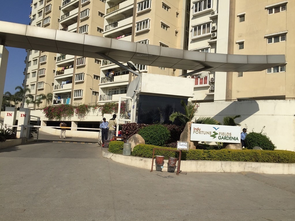  fortune fields villas Entrance Gate Security Cabin