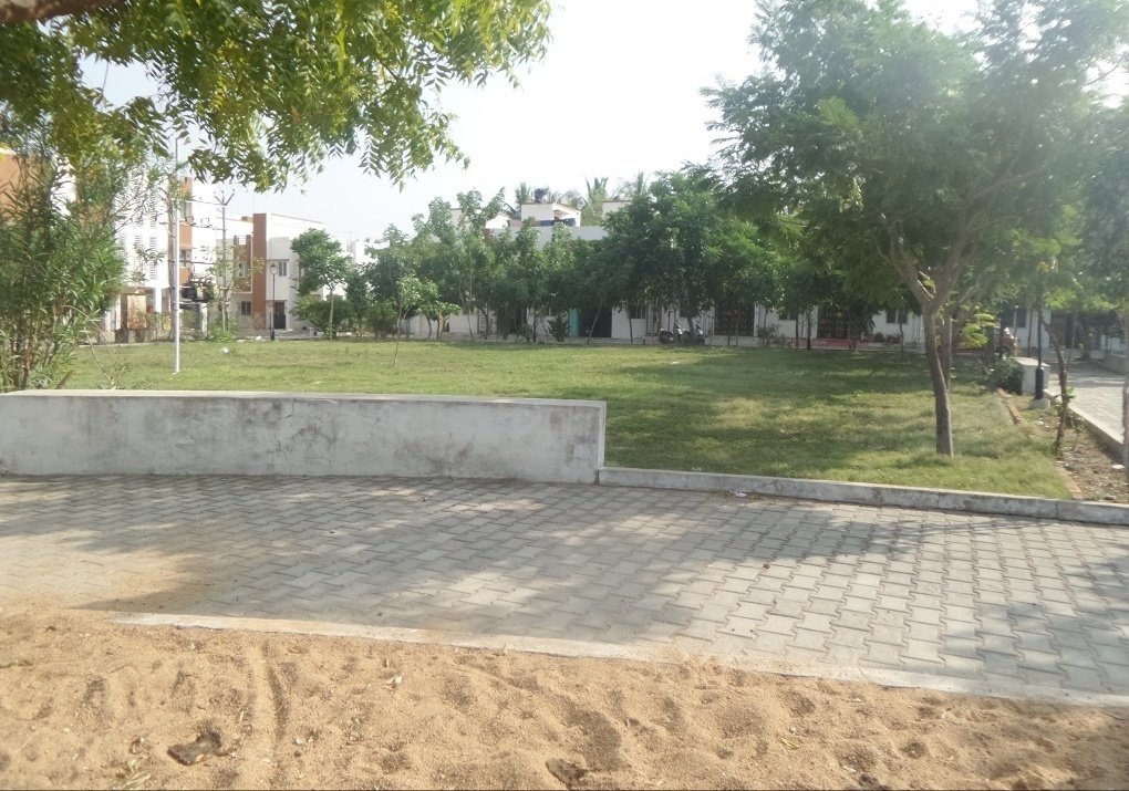  platina Landscaped Gardens