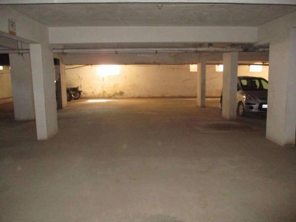  elil-abode Car Parking