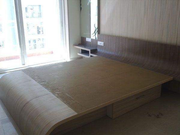 woodsman estate Bedroom