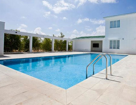 urbano Swimming Pool