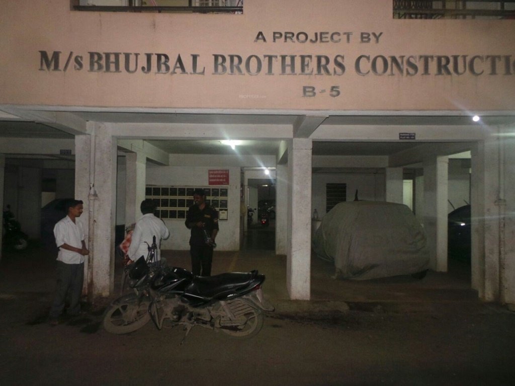  township apartment Car Parking