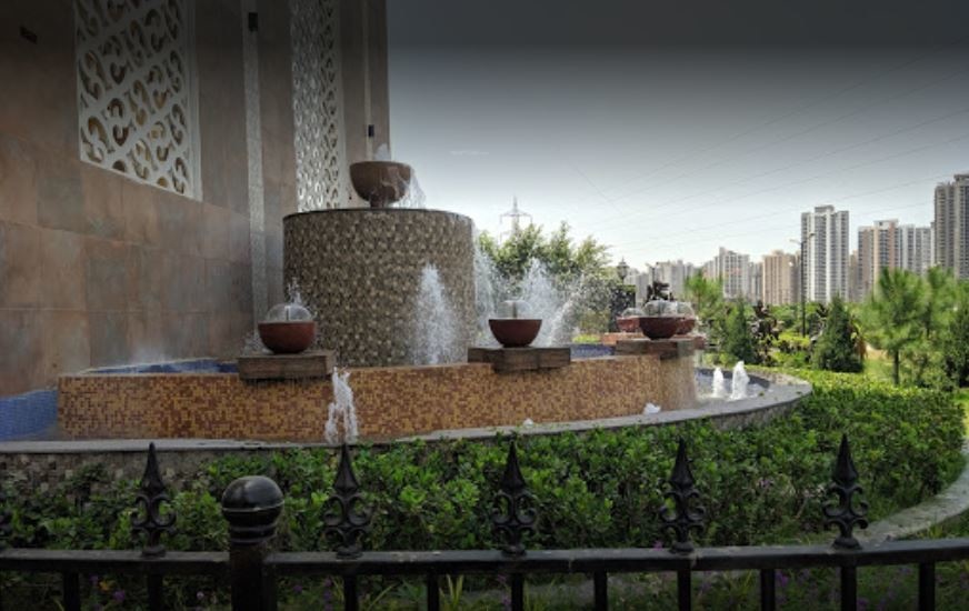 pride Landscaped Gardens