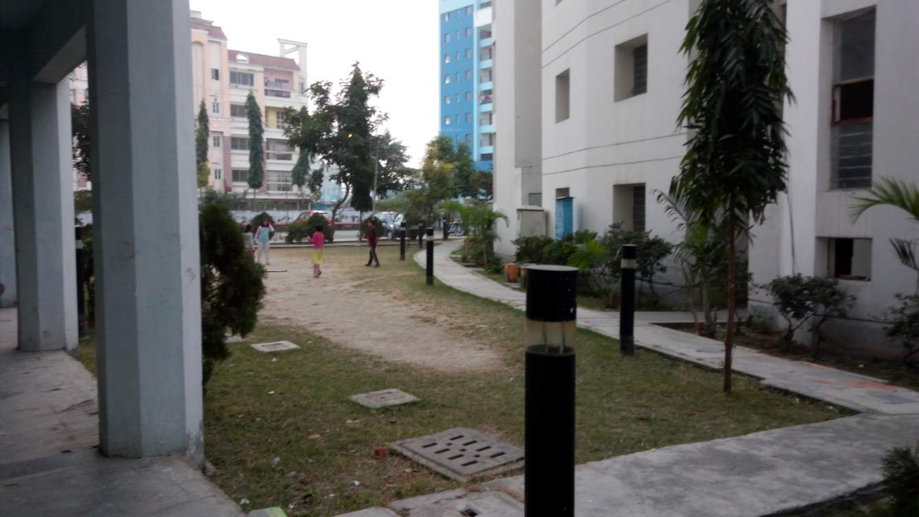  greenwood park extension Landscaped Gardens