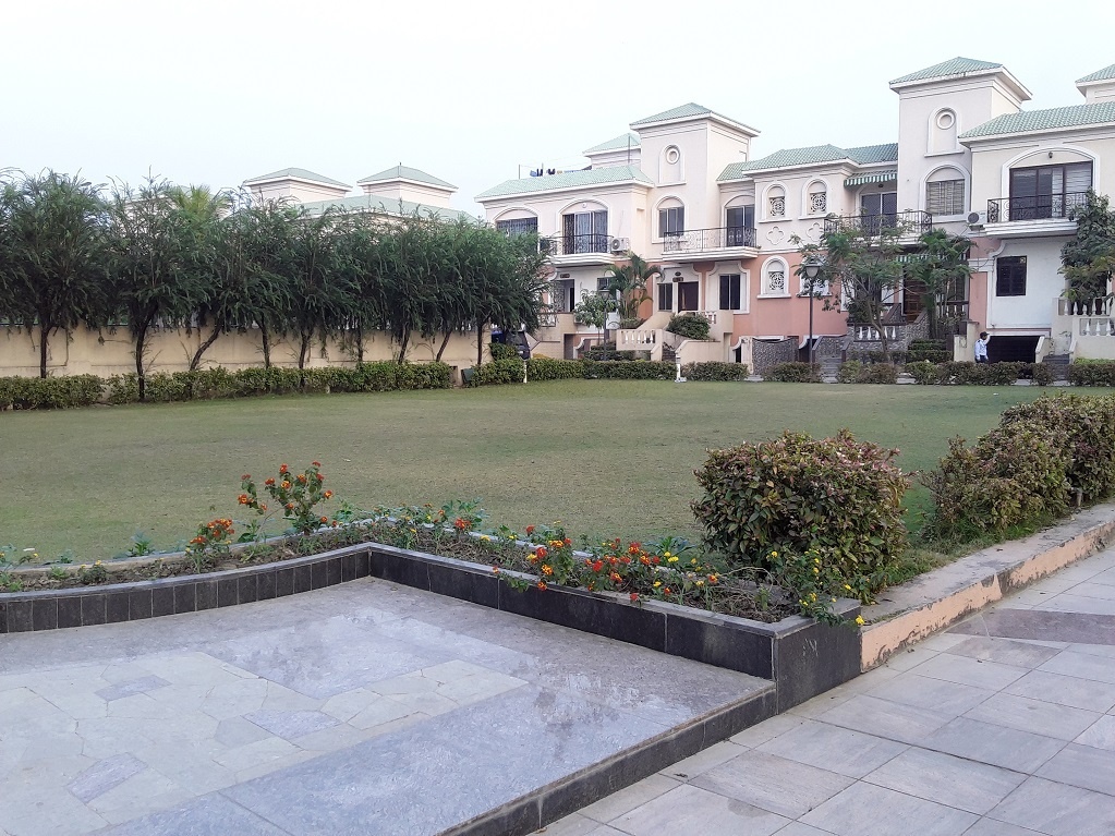  villas Landscaped Gardens