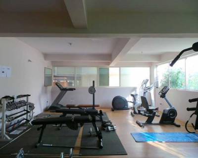 Others elegance Others