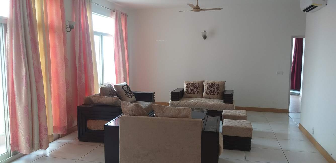 the star court Dining Area