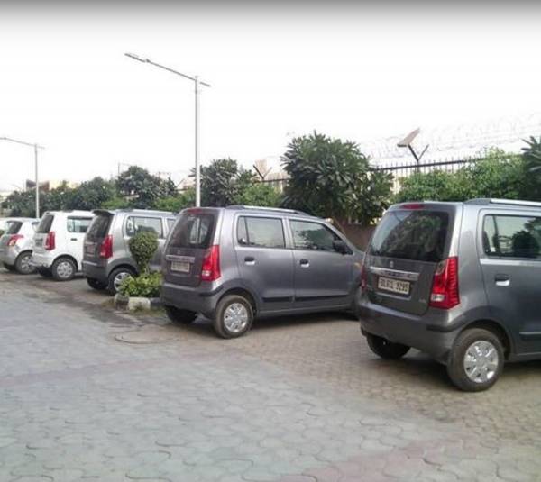 Car Parking empire Car Parking