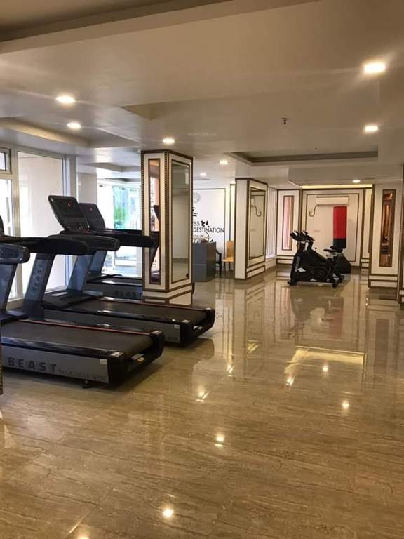  french apartments Gymnasium