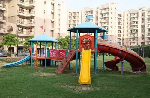  river-heights Children's play area