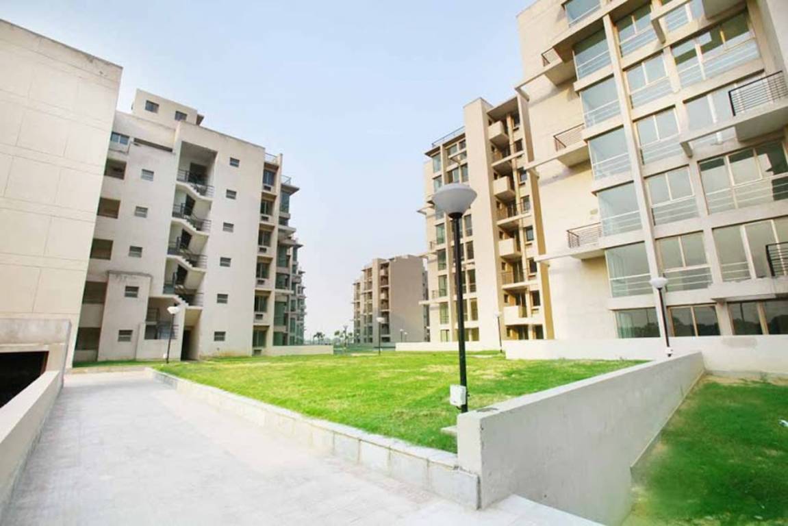 Images for Elevation of Assotech Springfields