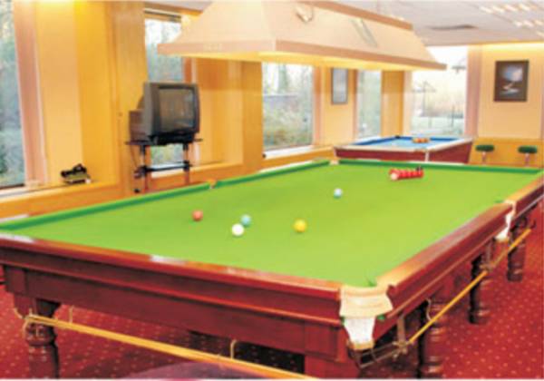  eminence-i Indoor Games