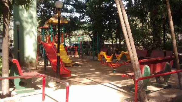 Children's play area amenities of RNA Heights