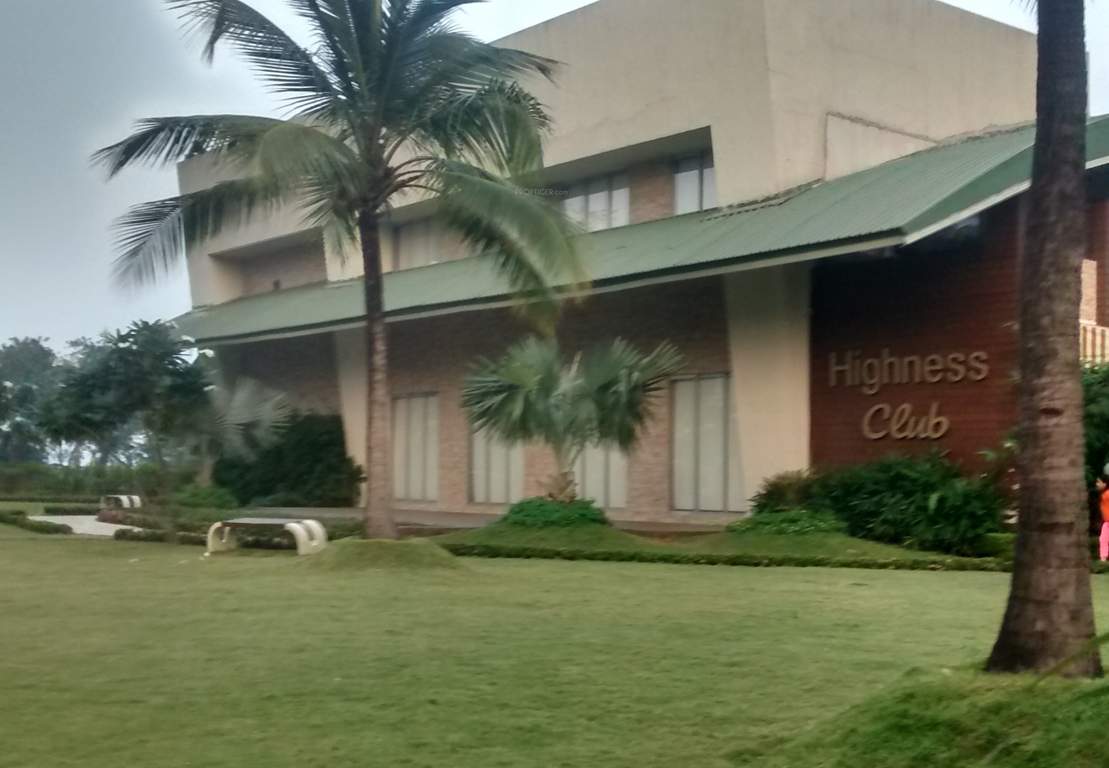  regency heights Club House