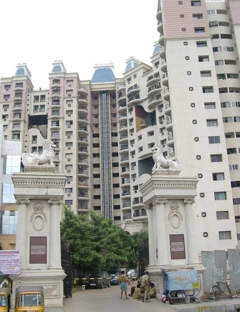  majestic towers Elevation