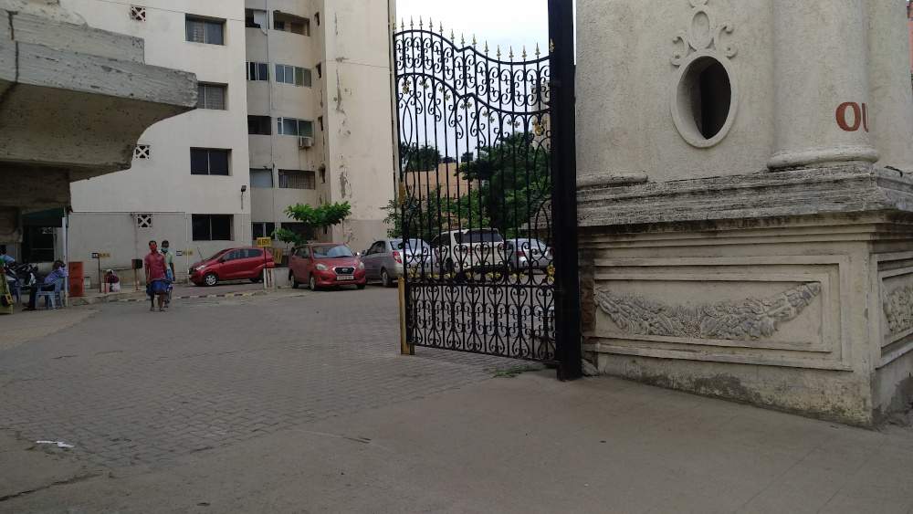  majestic towers Gated Community