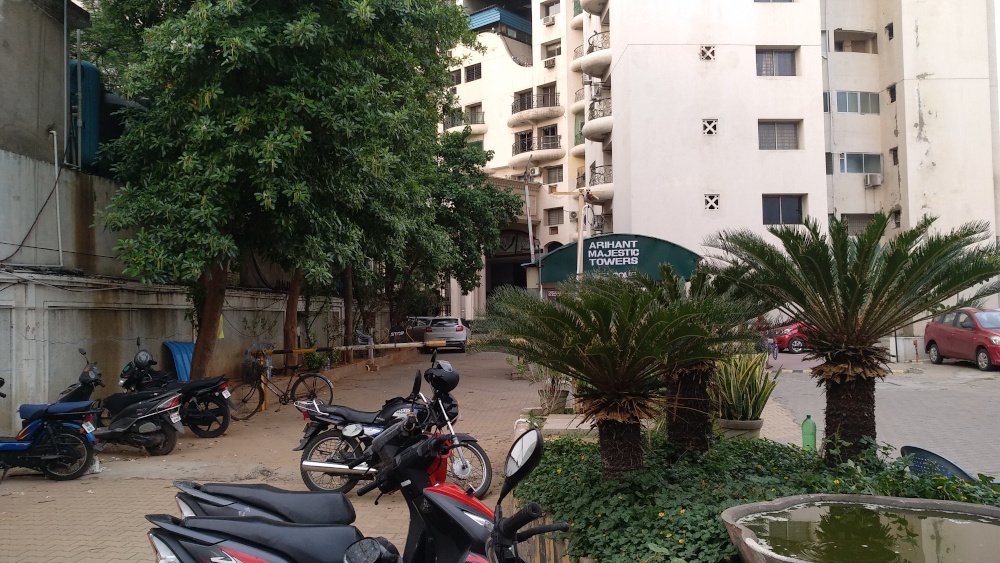  majestic towers Others