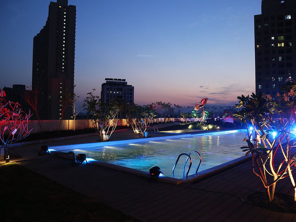 Images for Amenities of Rustomjee Urbania Athena