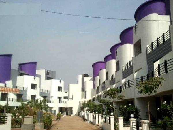 Images for Elevation of Puraniks Builders Villa