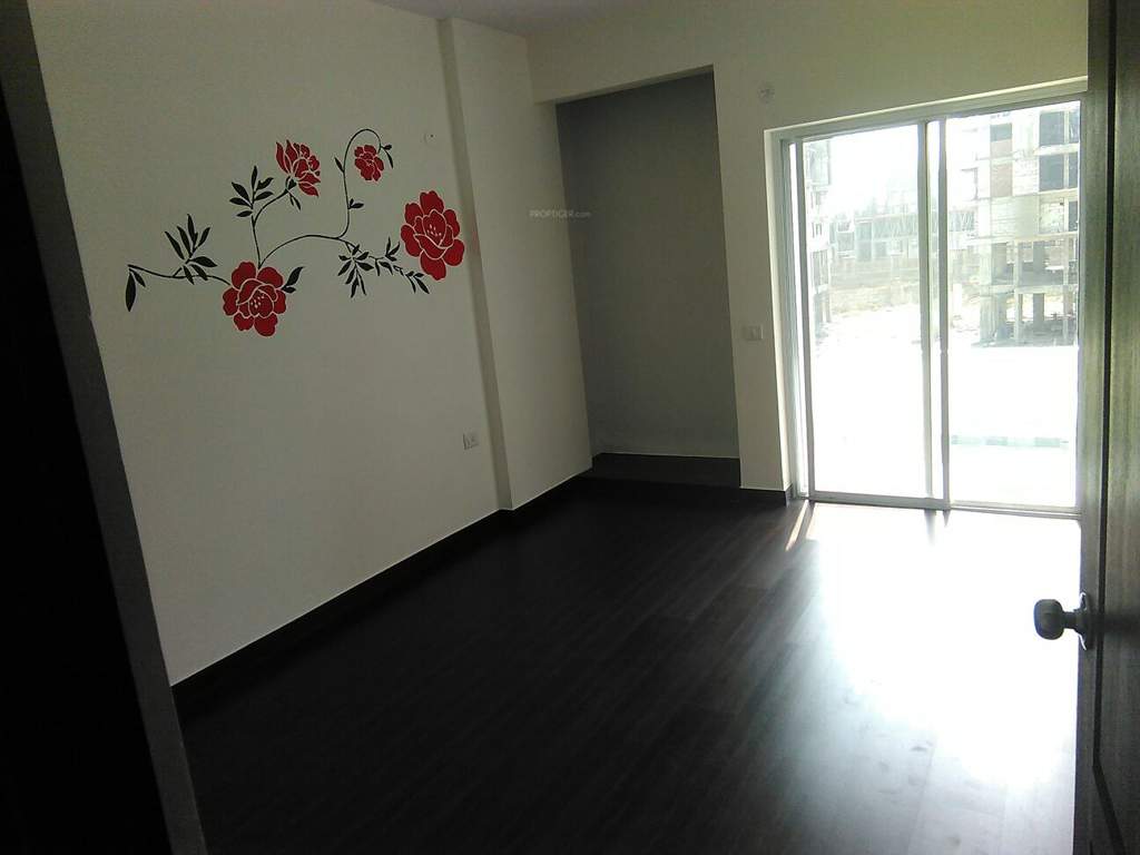 ryne Images for Main Other of Primrose Ryne