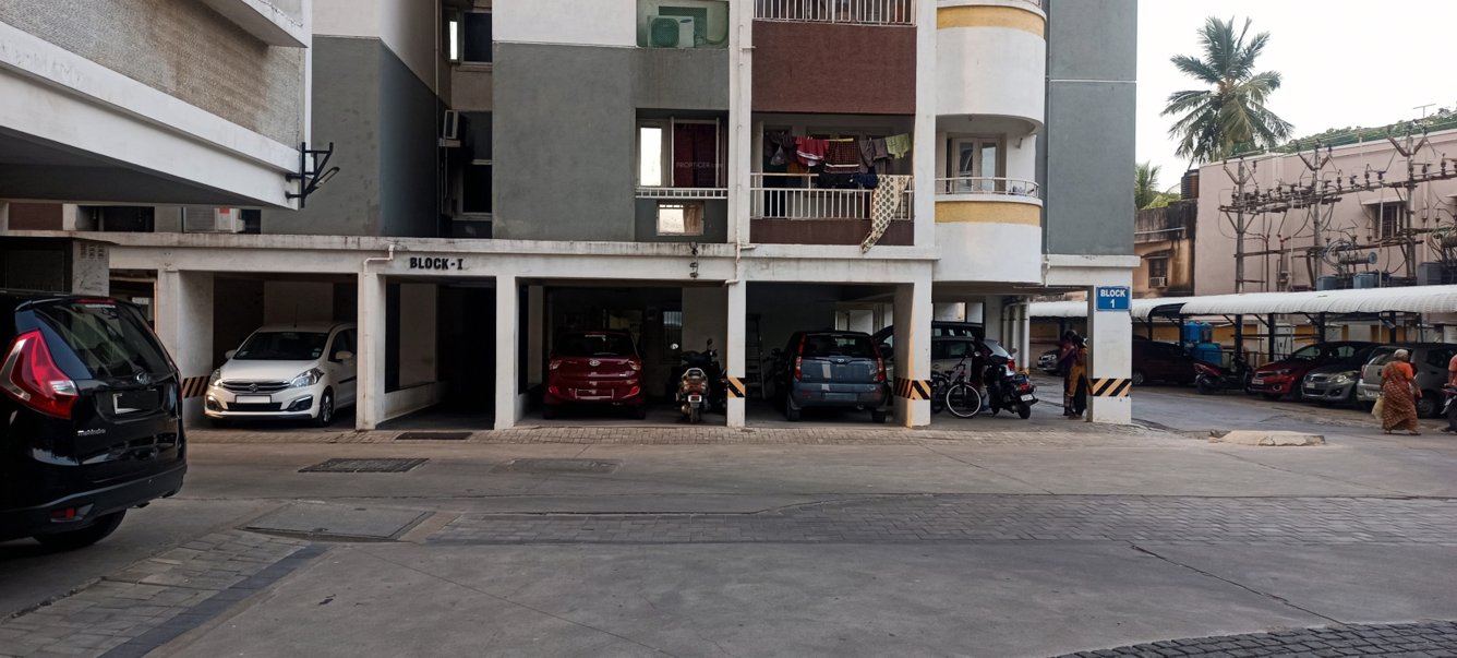  prana Car Parking