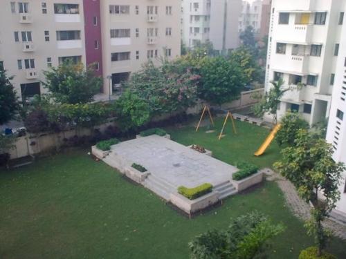  utsa-the-condoville Landscaped Gardens