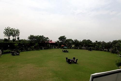 Landscaped Gardens flora-farms Landscaped Gardens