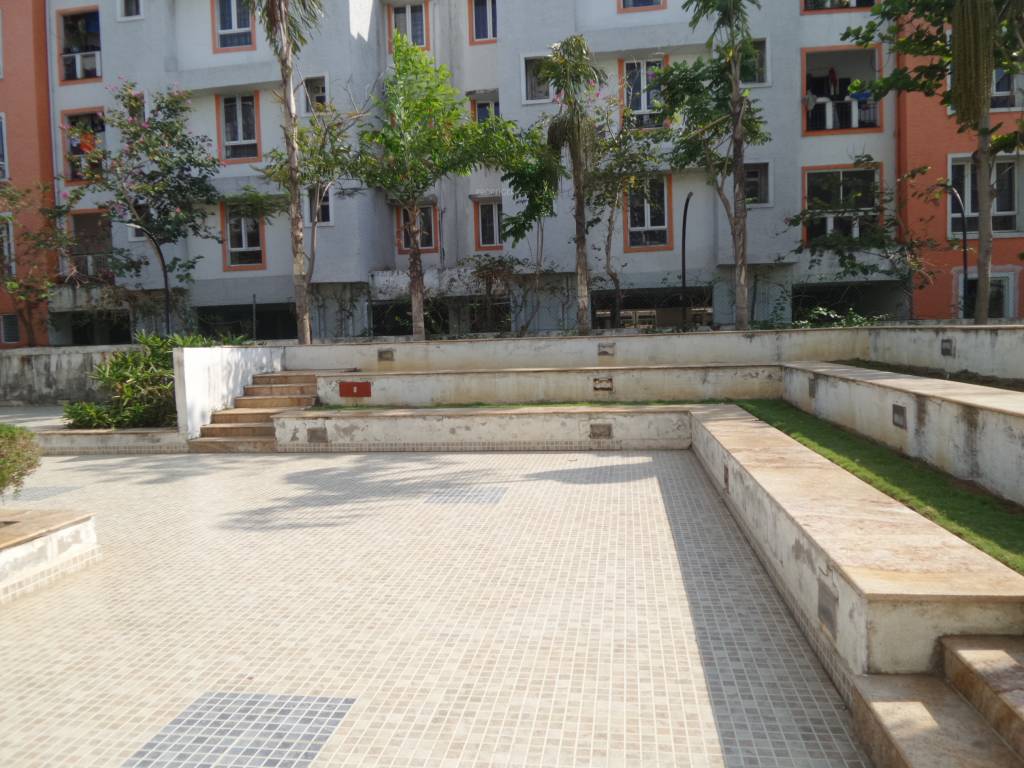 Lancor The Central Park Lake Front