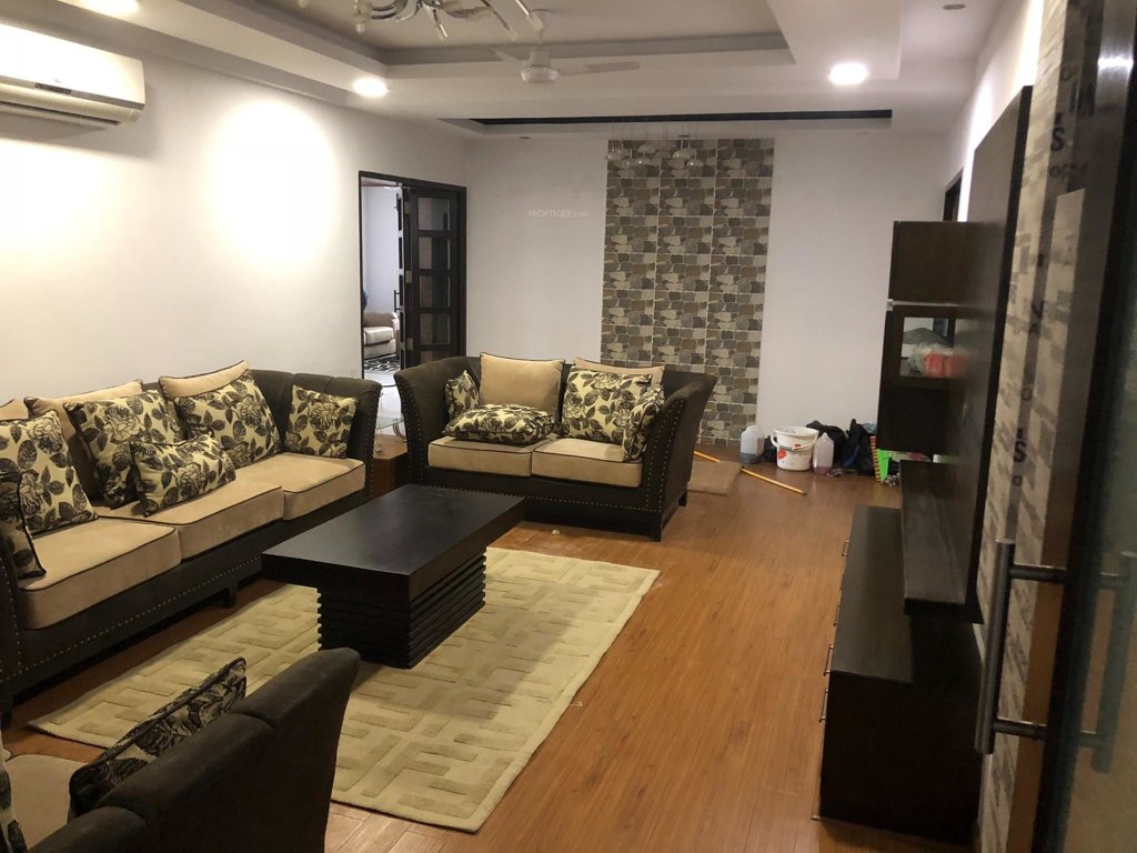 sky lounge Living Area