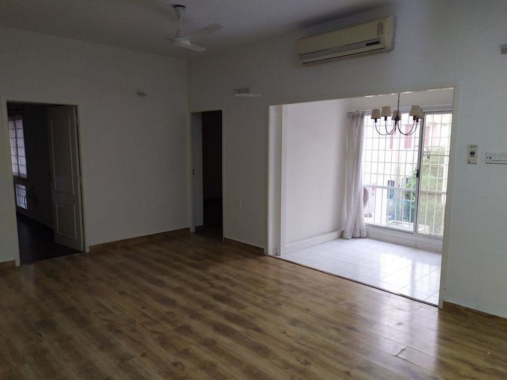  the atrium Living Area