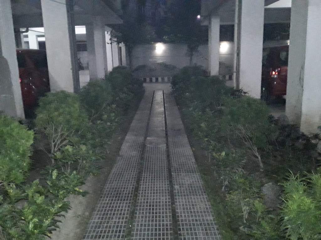  club residenza Paved Compound