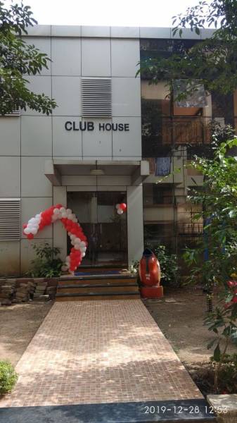  campus Club House