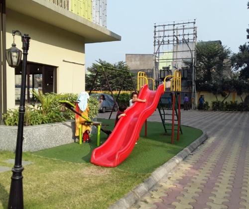  towers Children's play area