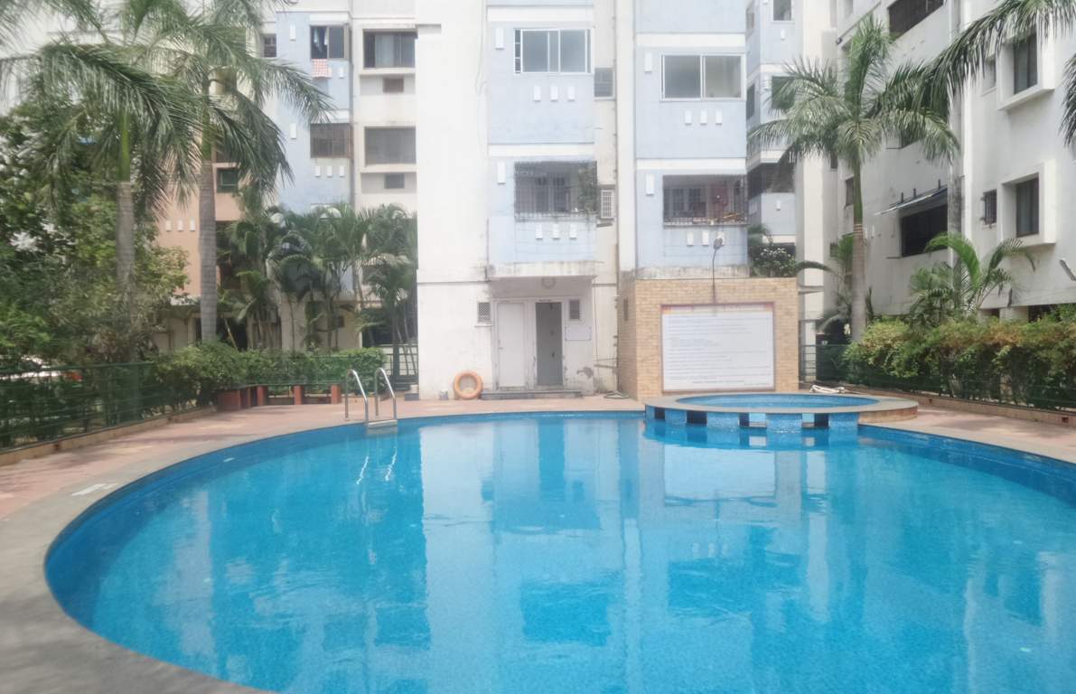  gt cholayil residency Swimming Pool