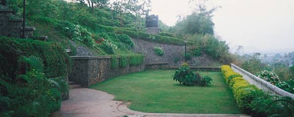  hill Landscaped Gardens