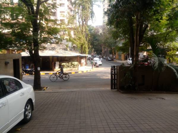  la-solita Gated Community