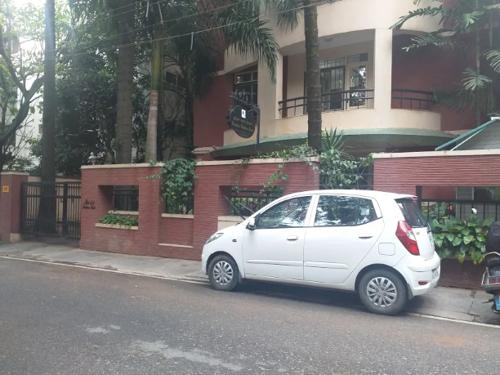  hutchins-court Others