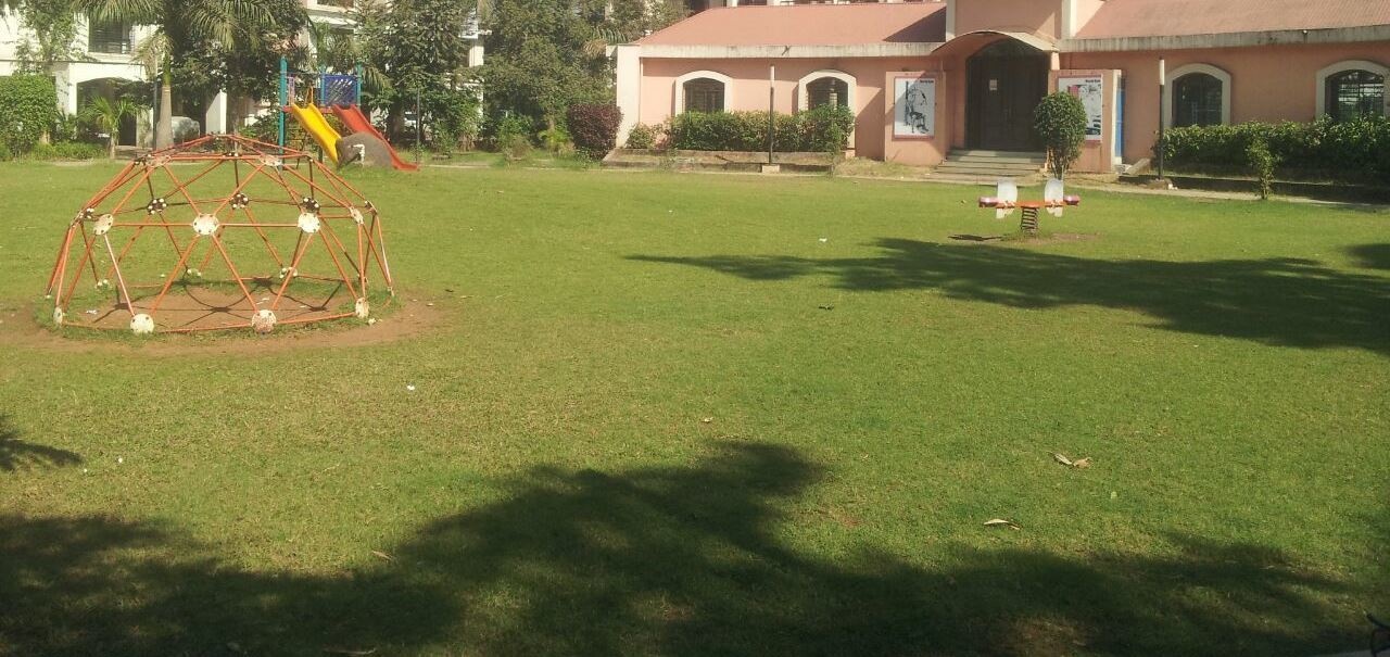  riverside park Landscaped Gardens