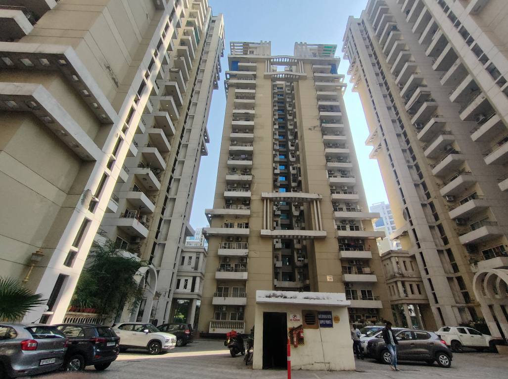  silver estate Elevation