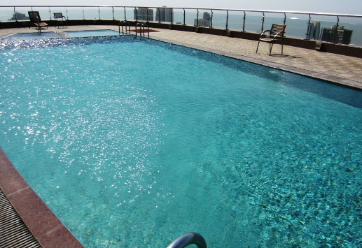  horizon Swimming Pool