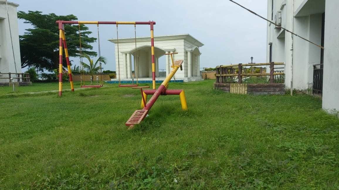  puja ganges Children's play area