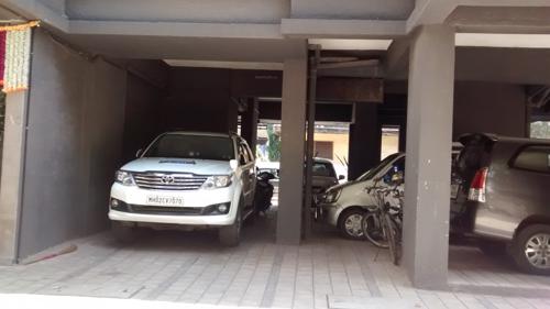  velentine-apartments-1 Car Parking