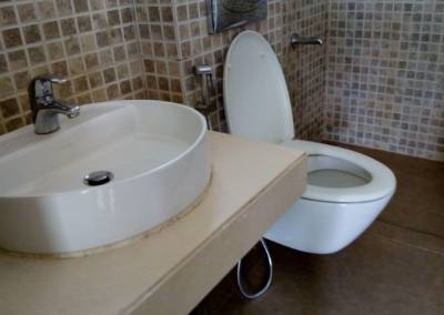  the-great-eastern-gardens Bathroom