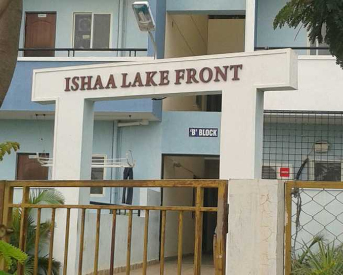 ishaa lake front Elevation