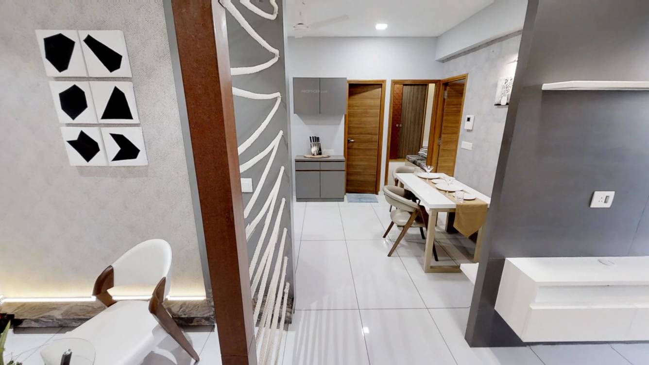 Images for Main Other of Himalaya Elanza