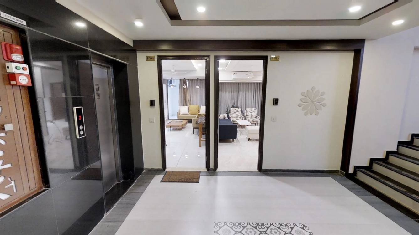 Images for Main Other of Himalaya Elanza