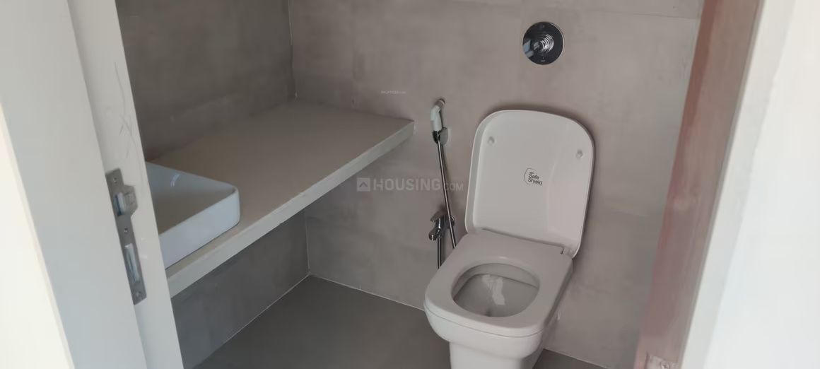  lotus sky garden Bathroom