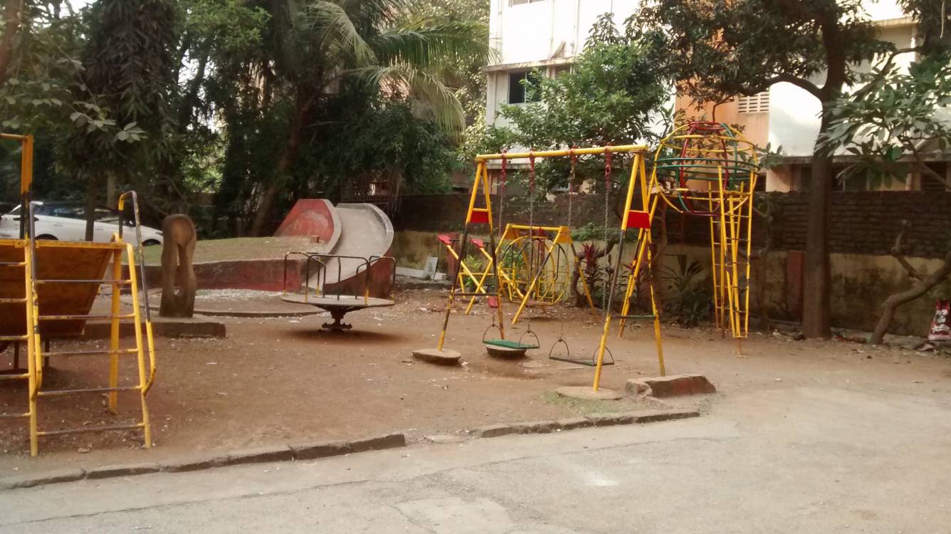  complex Children's play area