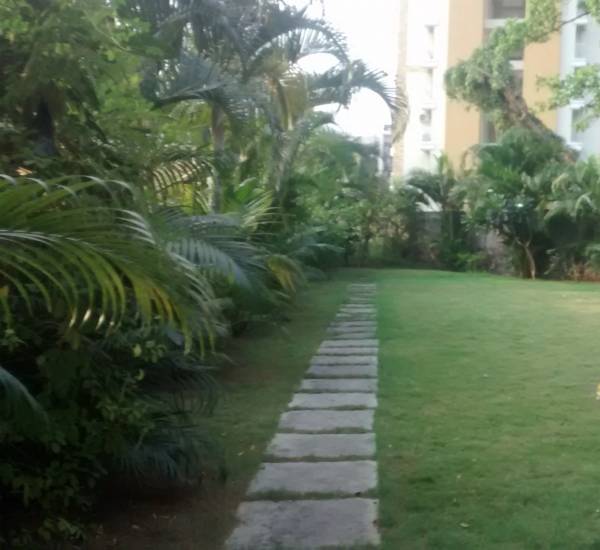  residency Landscaped Gardens